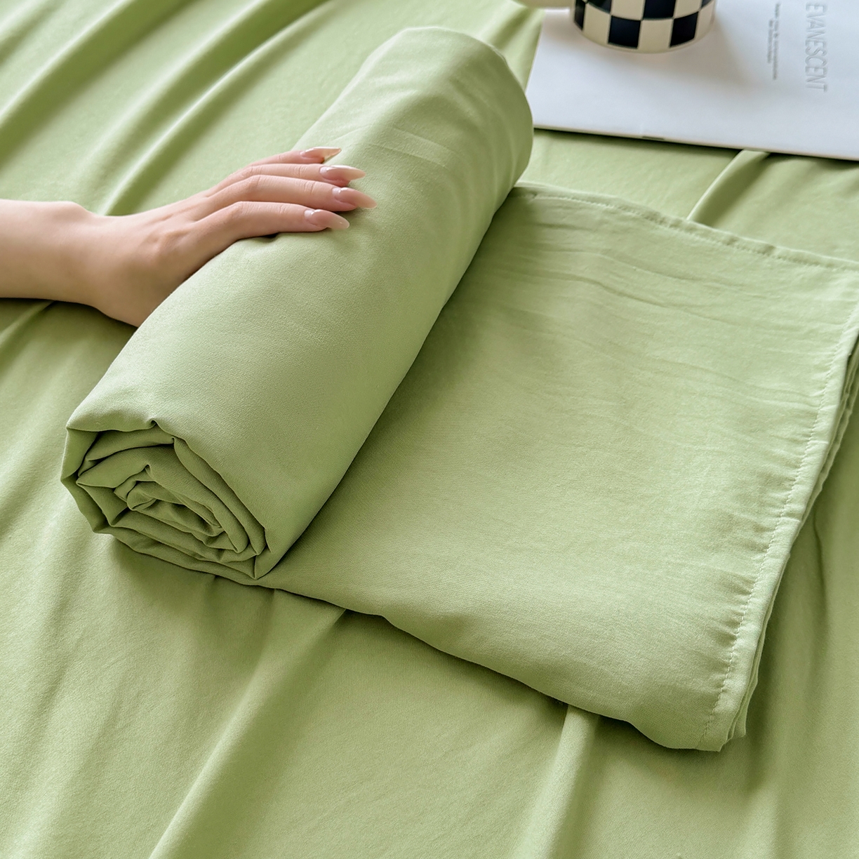 91家纺网 家纺一手货源 找家纺 十一家居 2025年新款ins风A类母婴级亲肤云朵水洗棉单床单 松绿