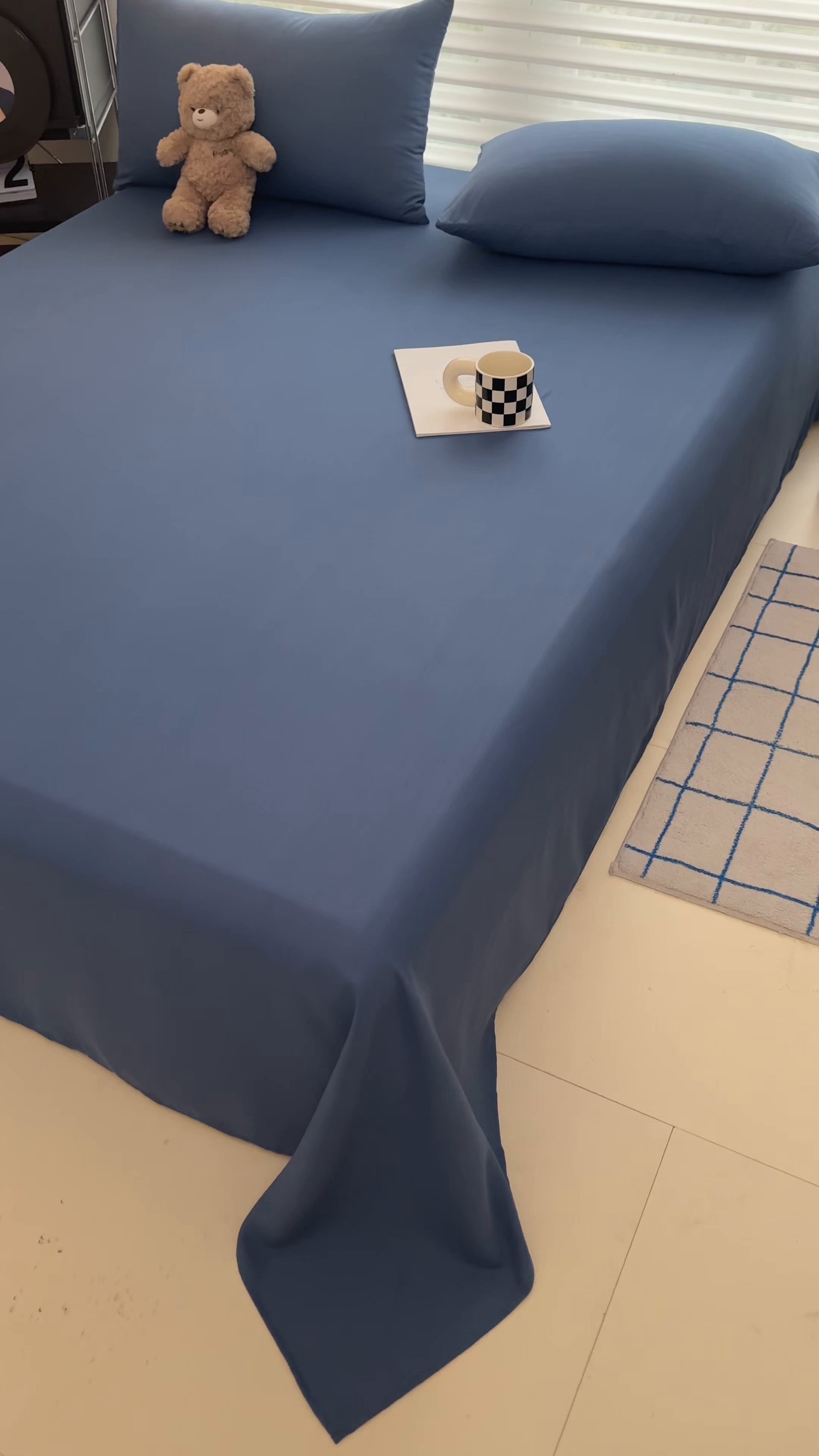 91家纺网 家纺一手货源 找家纺 十一家居 2025年新款ins风A类母婴级亲肤云朵水洗棉单床单 深蓝