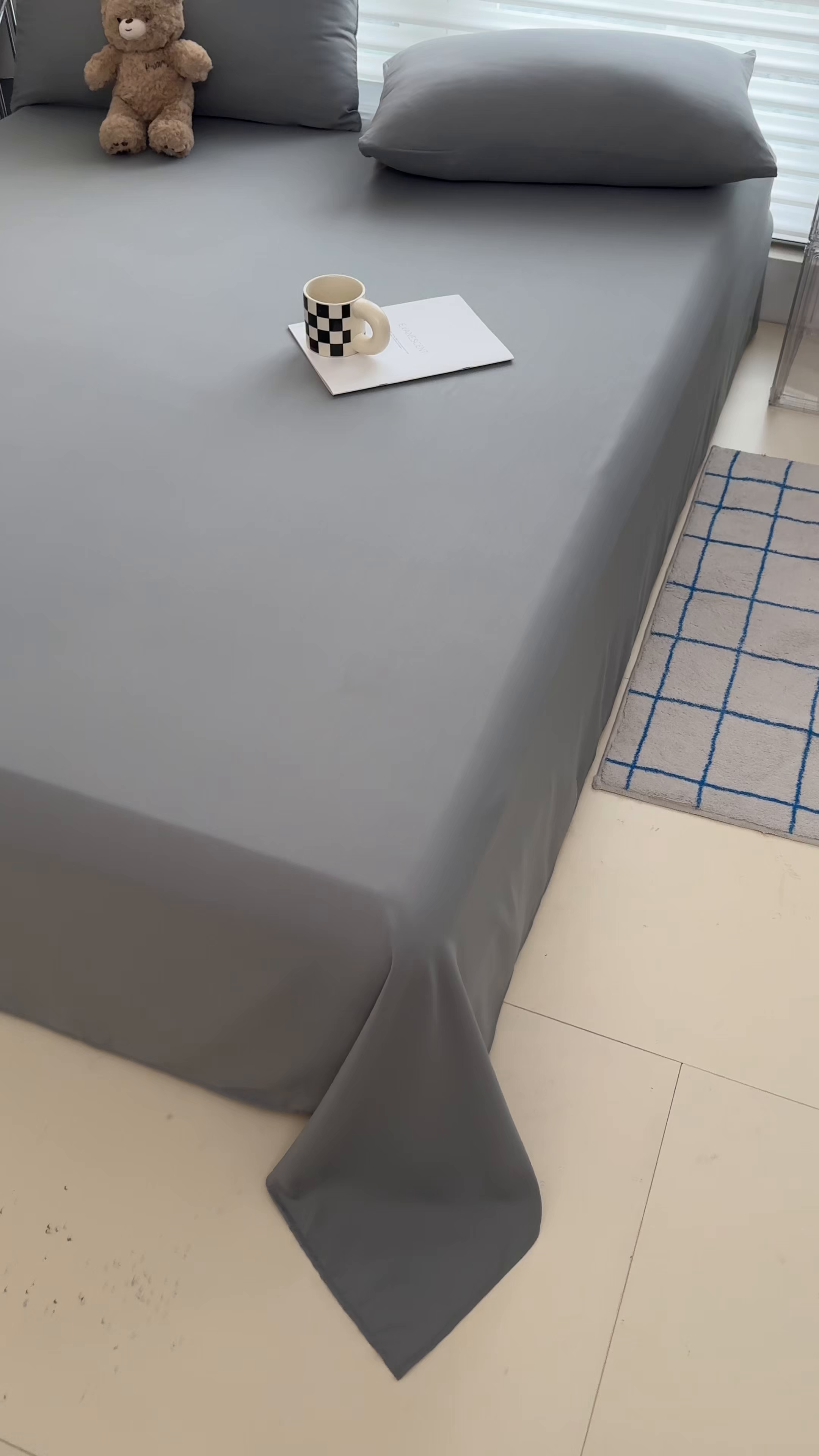 91家纺网 家纺一手货源 找家纺 十一家居 2025年新款ins风A类母婴级亲肤云朵水洗棉单床单 暖灰