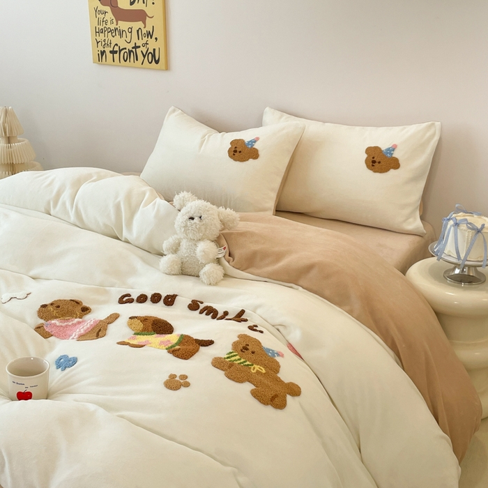 91家纺网 家纺一手货源 找家纺 （总）启发 2025新款牛奶绒毛巾绣四件套场景一