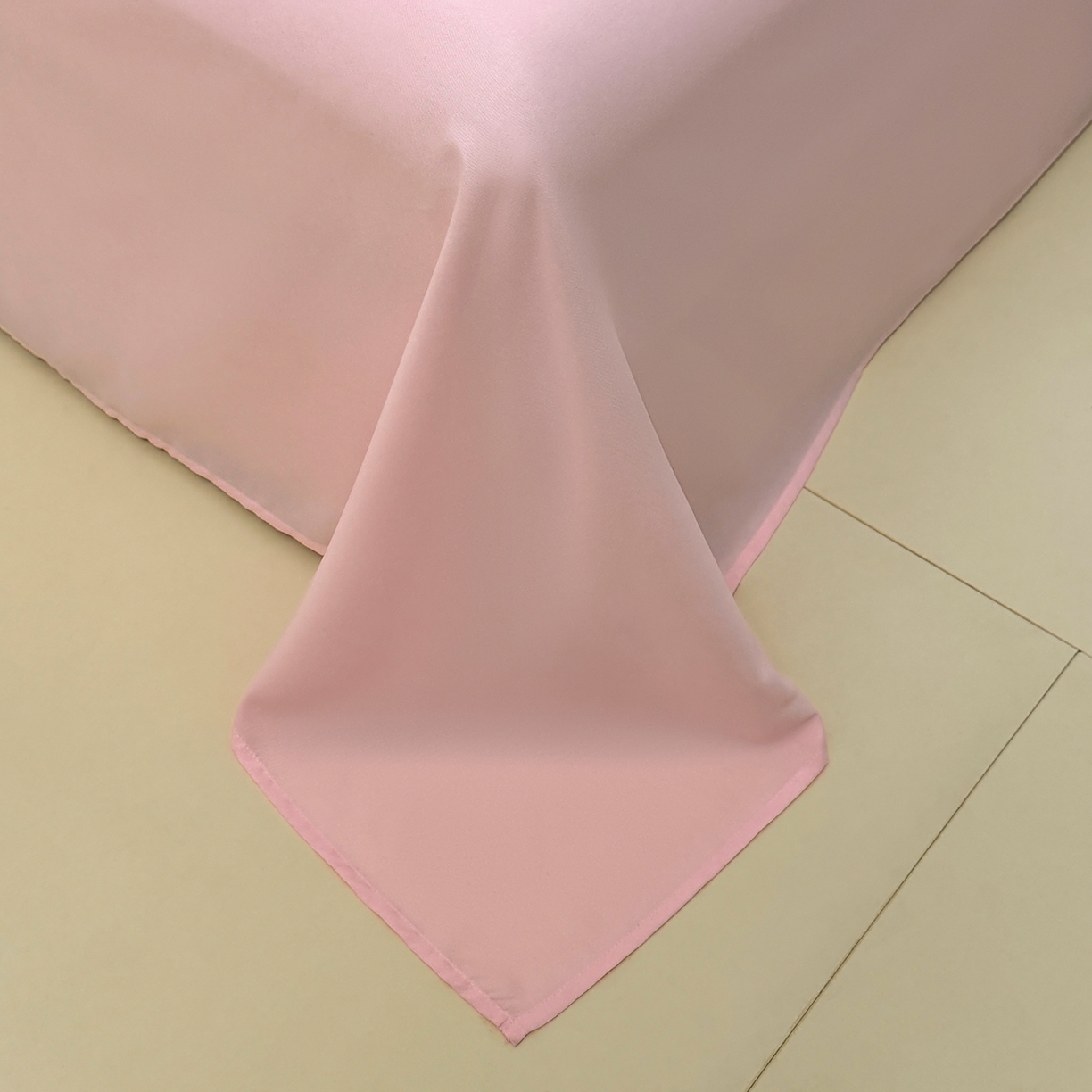 91家纺网 家纺一手货源 找家纺 十一家居 2025年新款ins风A类母婴级亲肤云朵水洗棉单床单 杏粉