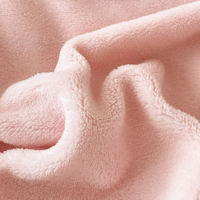 91家纺网 家纺一手货源 找家纺 启发 2025新款牛奶绒毛巾绣四件套场景一 圣诞树