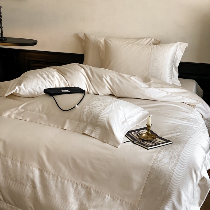 91家纺网 家纺一手货源 找家纺 太古汇家居 2025新款高精密色织提花系列四件套-巴洛克 巴洛克-奶白