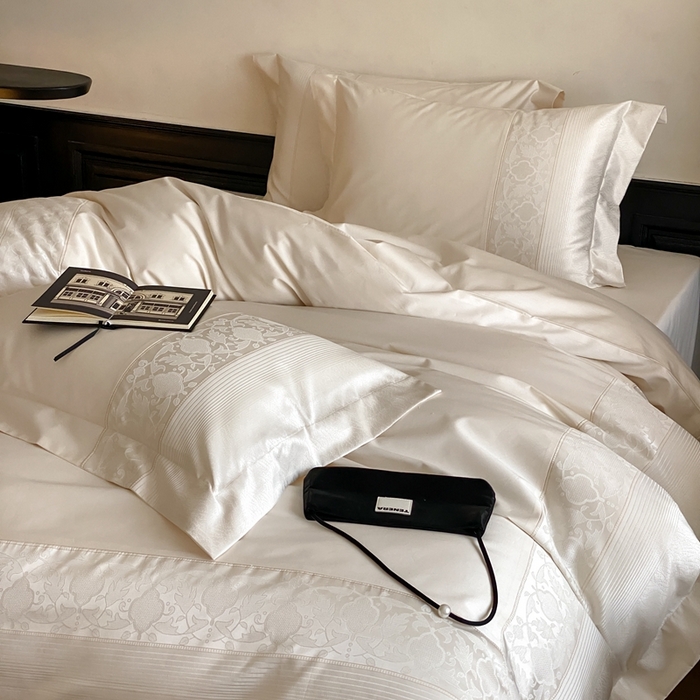 91家纺网 家纺一手货源 找家纺 太古汇家居 2025新款高精密色织提花系列四件套-巴洛克 巴洛克-奶白