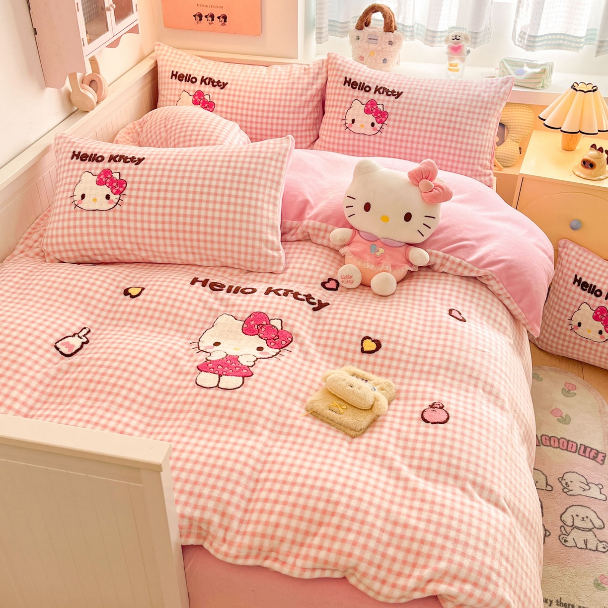 91家纺网 家纺一手货源 找家纺 暮思家居 2025新款正版授权高端毛巾绣绣花牛奶绒三丽鸥四件套 毛巾绣-豹纹KT