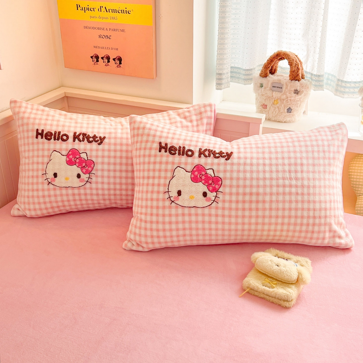 91家纺网 家纺一手货源 找家纺 暮思家居 2025新款正版授权高端毛巾绣绣花牛奶绒三丽鸥四件套 毛巾绣-豹纹KT