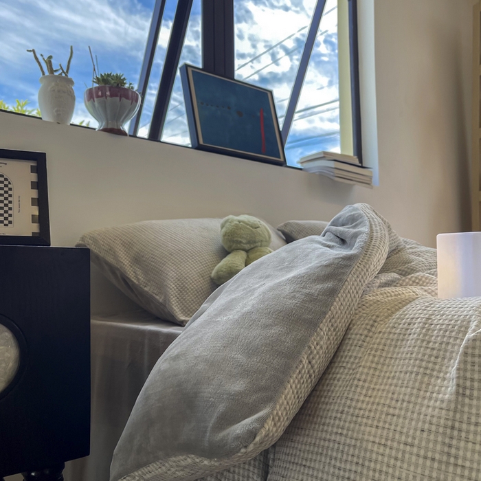 91家纺网 家纺一手货源 找家纺 捌月 2025冬季新款软绵绵华夫格棉加绒系列四件套 华夫格-静谧灰