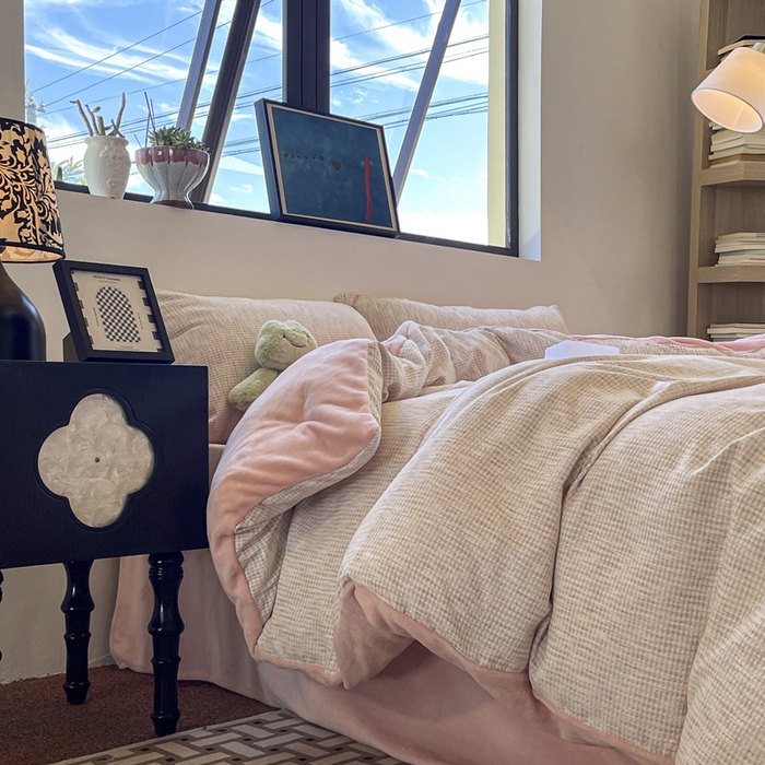 91家纺网 家纺一手货源 找家纺 捌月 2025冬季新款软绵绵华夫格棉加绒系列四件套 华夫格-绵绵粉