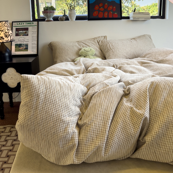 91家纺网 家纺一手货源 找家纺 捌月 2025冬季新款软绵绵华夫格棉加绒系列四件套 华夫格-浅卡其