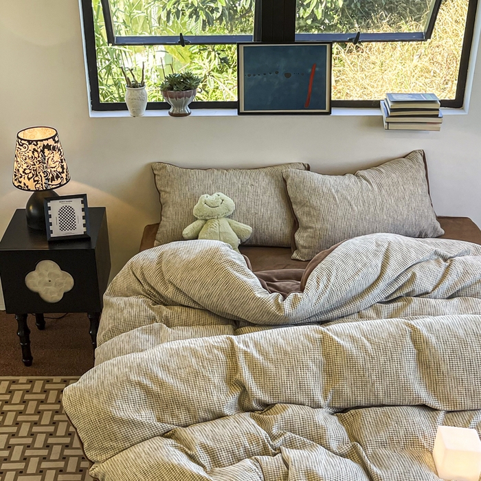 91家纺网 家纺一手货源 找家纺 捌月 2025冬季新款软绵绵华夫格棉加绒系列四件套 华夫格-朱古力