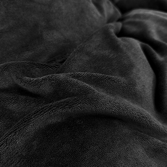 91家纺网 家纺一手货源 找家纺 觅妮家纺 2025新款纯色高克重牛奶绒四件套系列 高级黑