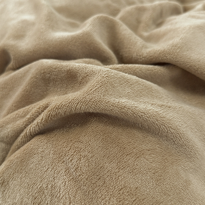 91家纺网 家纺一手货源 找家纺 觅妮家纺 2025新款纯色高克重牛奶绒四件套系列 卡其黑