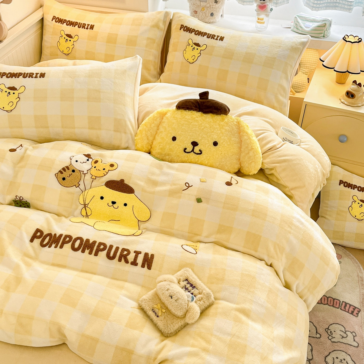 91家纺网 家纺一手货源 找家纺 暮思家居 2025新款正版授权高端毛巾绣绣花牛奶绒三丽鸥四件套 毛巾绣-布丁狗