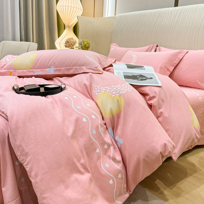 91家纺网 家纺一手货源 找家纺 木易家居 2026新款100%全棉纯棉加厚四件套（礼盒包装）（提供买家秀）月下舞曲-粉