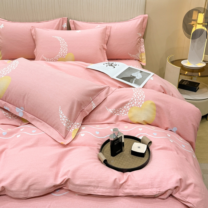 91家纺网 家纺一手货源 找家纺 木易家居 2026新款100%全棉纯棉加厚四件套（礼盒包装）（提供买家秀）月下舞曲-粉
