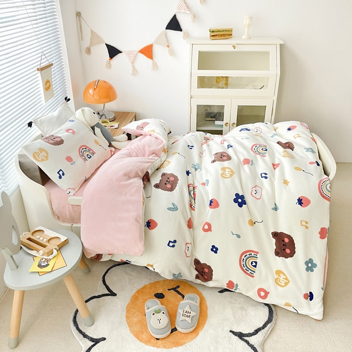 91家纺网 家纺一手货源 找家纺 （总）嗨生活 2025新款加厚230克牛奶绒儿童三件套幼儿园三件套