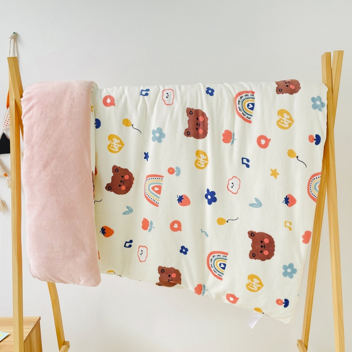 91家纺网 家纺一手货源 找家纺 嗨生活 2025新款加厚230克牛奶绒儿童三件套幼儿园三件套 嘟嘟熊