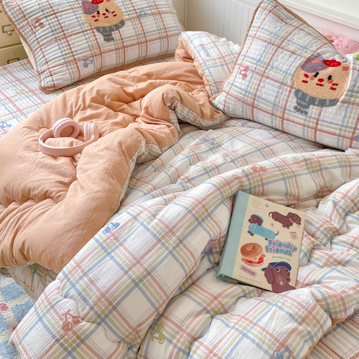 91家纺网 家纺一手货源 找家纺 老帅的工厂店 2025新款A类云感懒人冬季一体被床盖四件套 萌萌猫