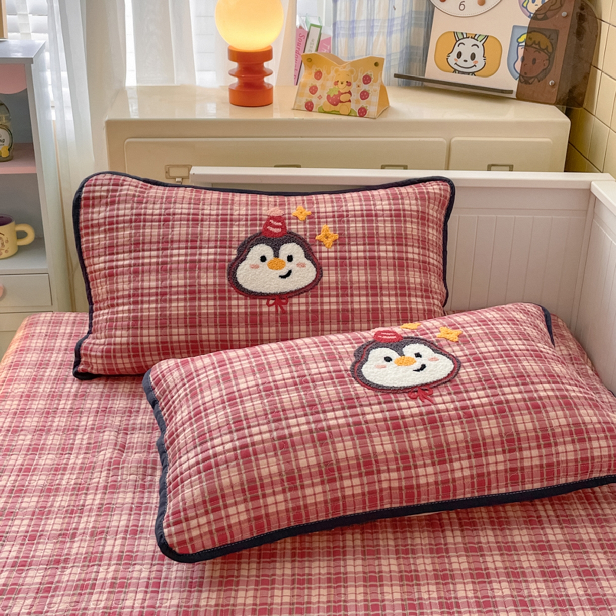 91家纺网 家纺一手货源 找家纺 老帅的工厂店 2025新款A类云感懒人冬季一体被床盖四件套 企鹅