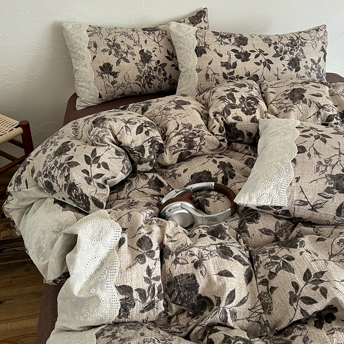 91家纺网 家纺一手货源 找家纺 仟网汇 2025新款亚麻复古花边系列四件套茶野