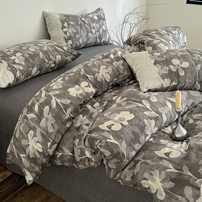 91家纺网 家纺一手货源 找家纺 仟网汇 2025新款亚麻复古花边系列四件套花影灰