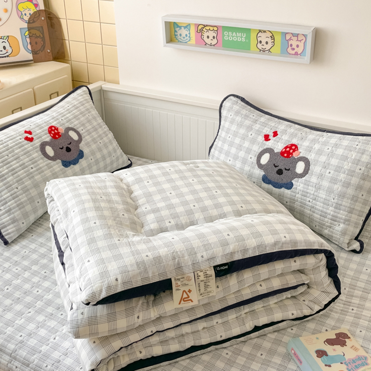 91家纺网 家纺一手货源 找家纺 老帅的工厂店 2025新款A类云感懒人冬季一体被床盖四件套 happy考拉