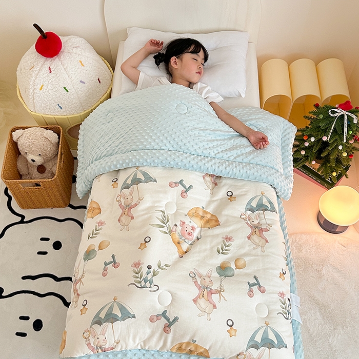 91家纺网 家纺一手货源 找家纺 （总）嗨生活 2025新款森林系原创儿童全棉双层纱春秋被冬被幼儿园被子