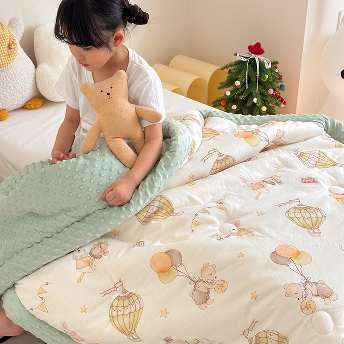 91家纺网 家纺一手货源 找家纺 （总）嗨生活 2025新款森林系原创儿童全棉双层纱春秋被冬被幼儿园被子