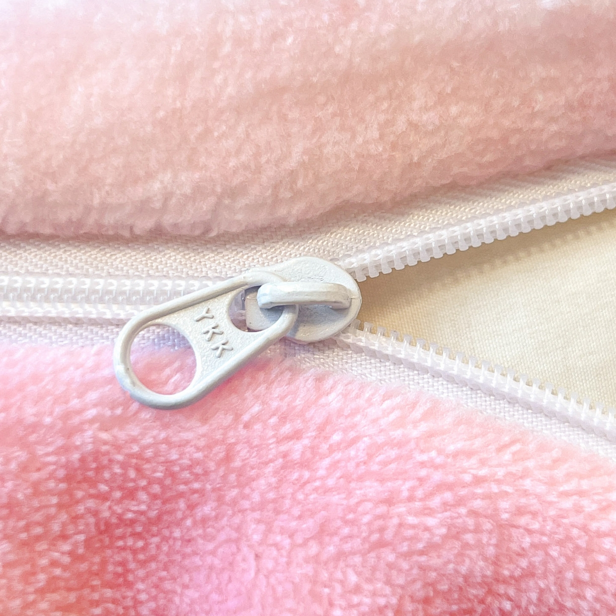 91家纺网 家纺一手货源 找家纺 暮思家居 2025新款正版授权小马宝莉大阪数码印花高克重加厚保暖牛奶绒四件套 绒大版-柔柔碧琪