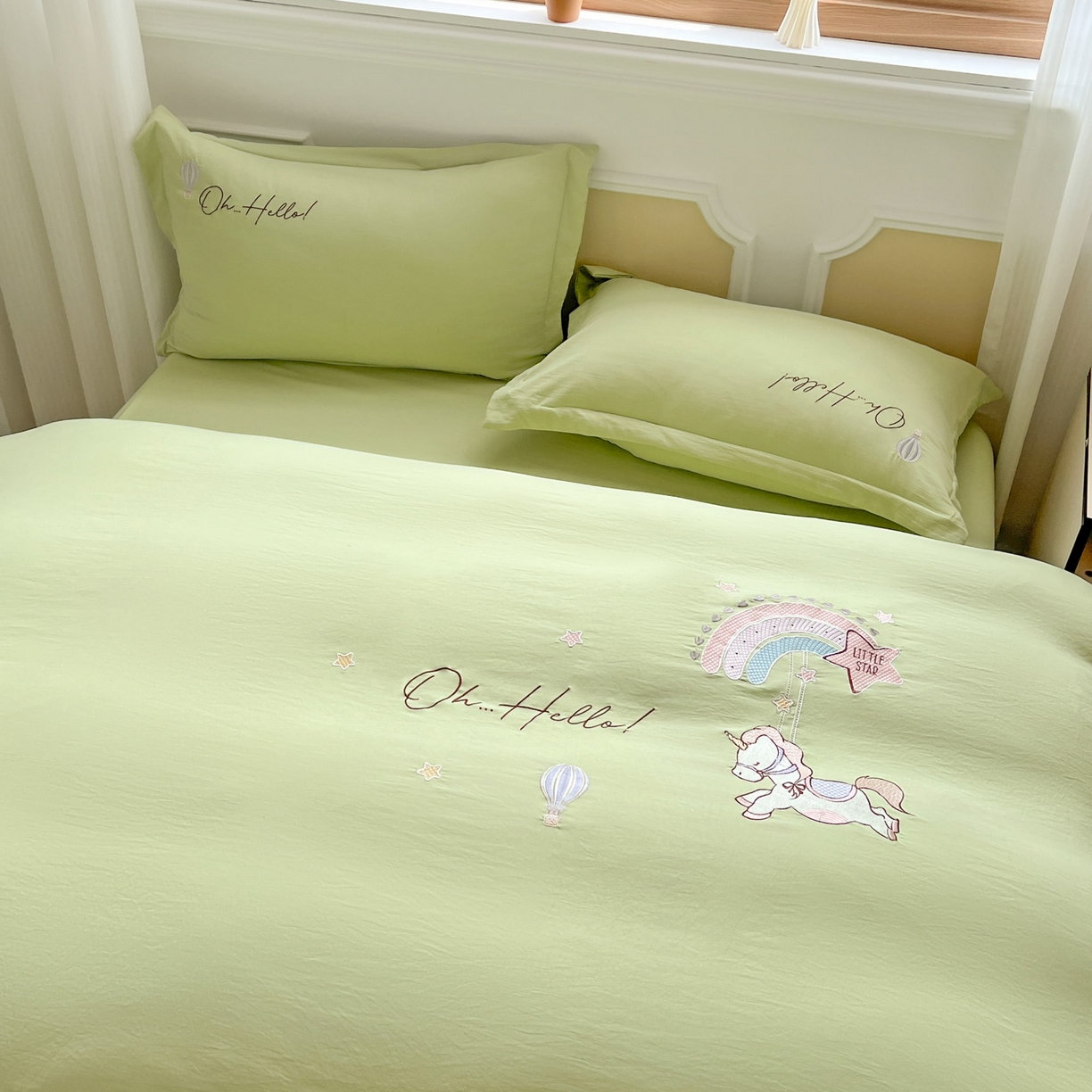 91家纺网 家纺一手货源 找家纺 文黛家居 2025新款高克重水洗棉绣花四件套-彩虹牧马 彩虹牧马-果绿