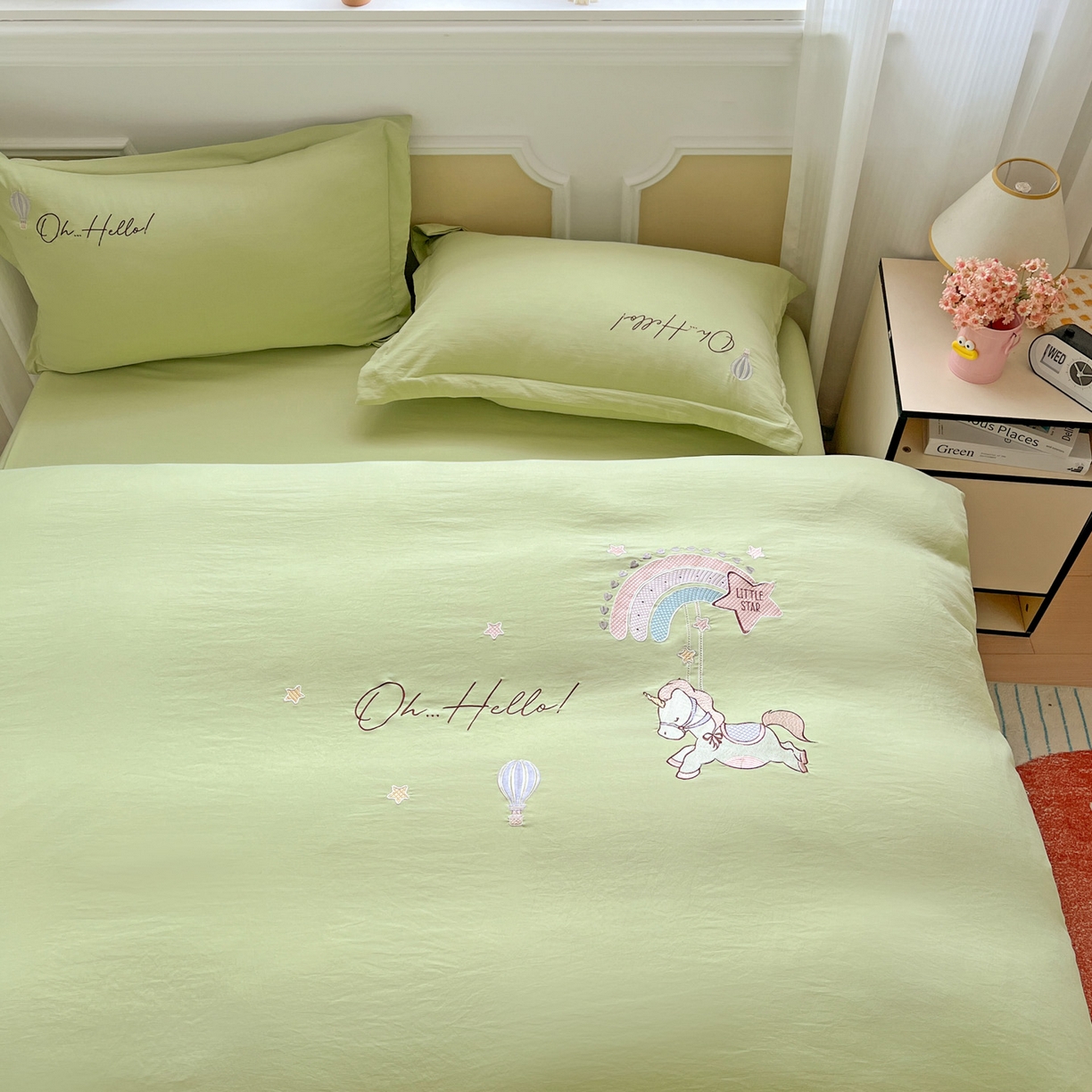 91家纺网 家纺一手货源 找家纺 文黛家居 2025新款高克重水洗棉绣花四件套-彩虹牧马 彩虹牧马-果绿