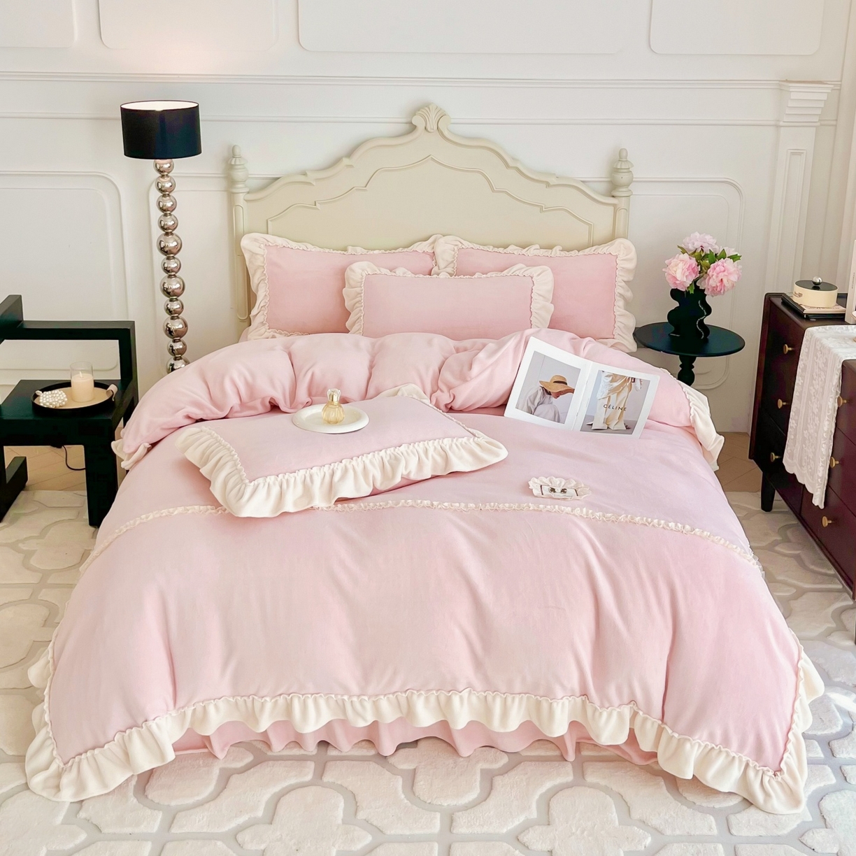 91家纺网 家纺一手货源 找家纺 庭笙 2025新款少女粉浪漫花边加厚牛奶绒床裙四件套-苏韵清风 苏韵清风-粉