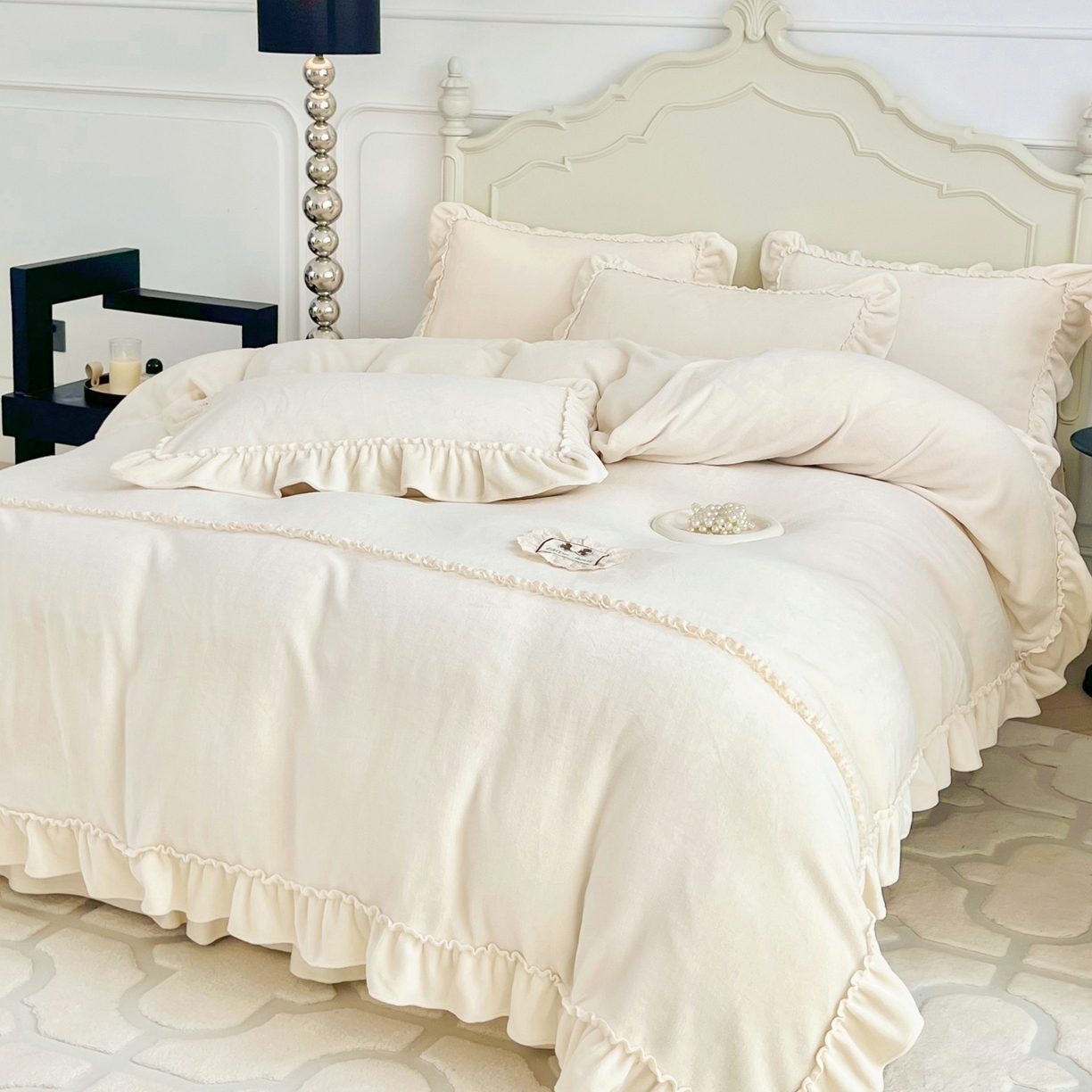 91家纺网 家纺一手货源 找家纺 庭笙 2025新款少女粉浪漫花边加厚牛奶绒床裙四件套-苏韵清风 苏韵清风-米