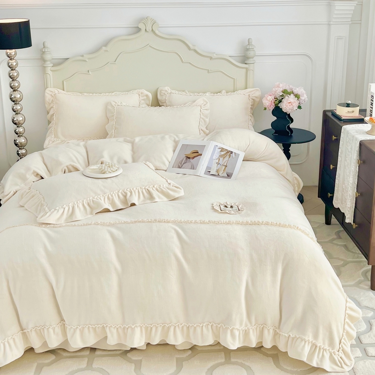 91家纺网 家纺一手货源 找家纺 庭笙 2025新款少女粉浪漫花边加厚牛奶绒床裙四件套-苏韵清风 苏韵清风-米