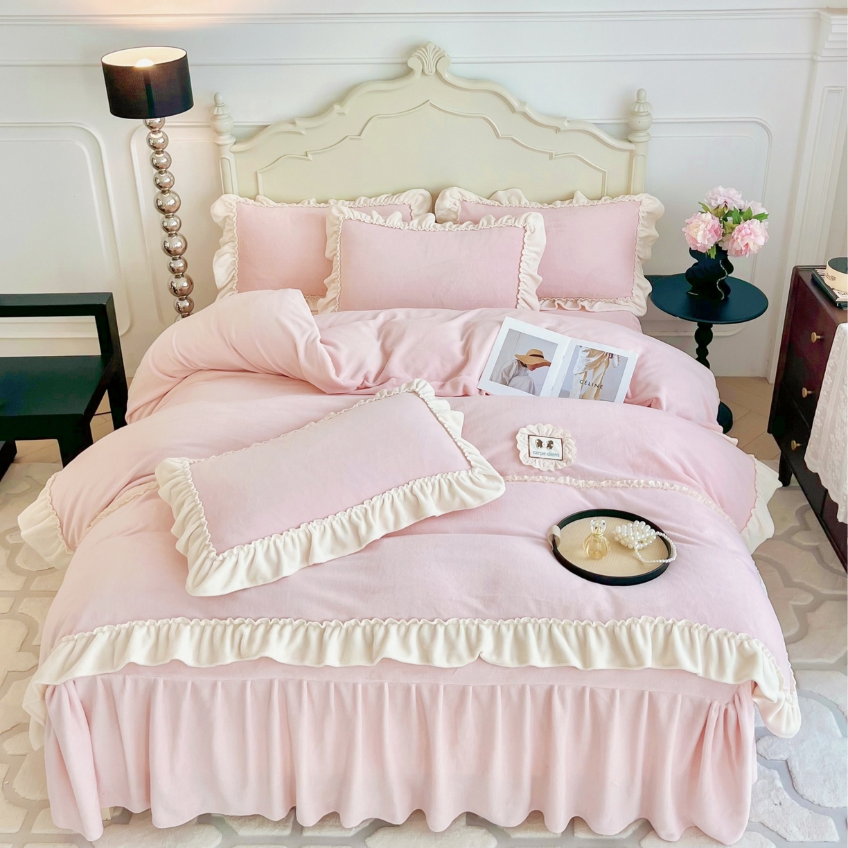 91家纺网 家纺一手货源 找家纺 庭笙 2025新款少女粉浪漫花边加厚牛奶绒床裙四件套-苏韵清风 苏韵清风-粉