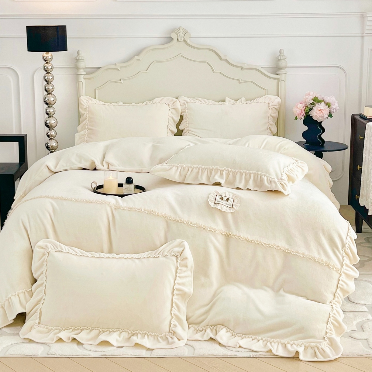 91家纺网 家纺一手货源 找家纺 庭笙 2025新款少女粉浪漫花边加厚牛奶绒床裙四件套-苏韵清风 苏韵清风-米