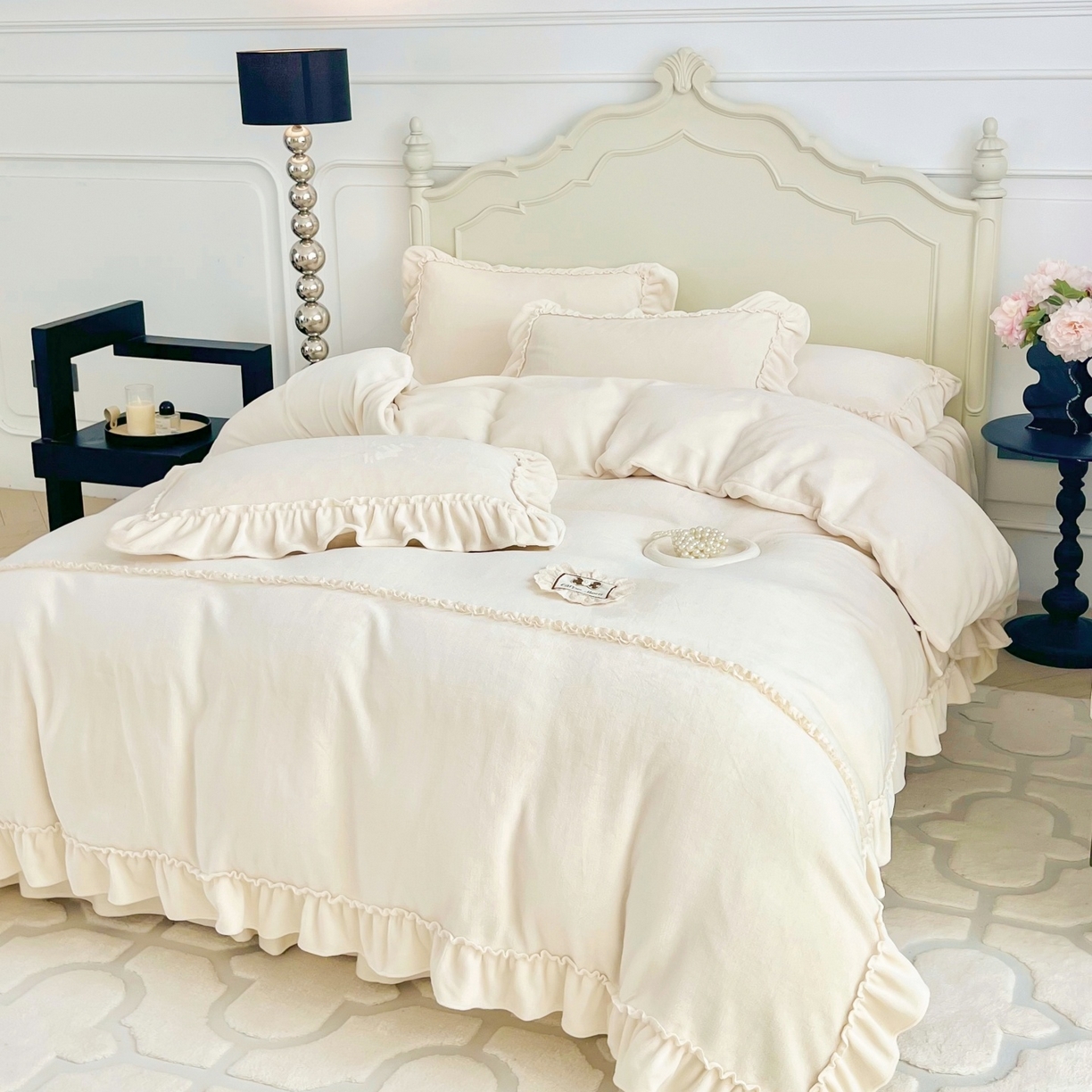 91家纺网 家纺一手货源 找家纺 庭笙 2025新款少女粉浪漫花边加厚牛奶绒床裙四件套-苏韵清风 苏韵清风-米