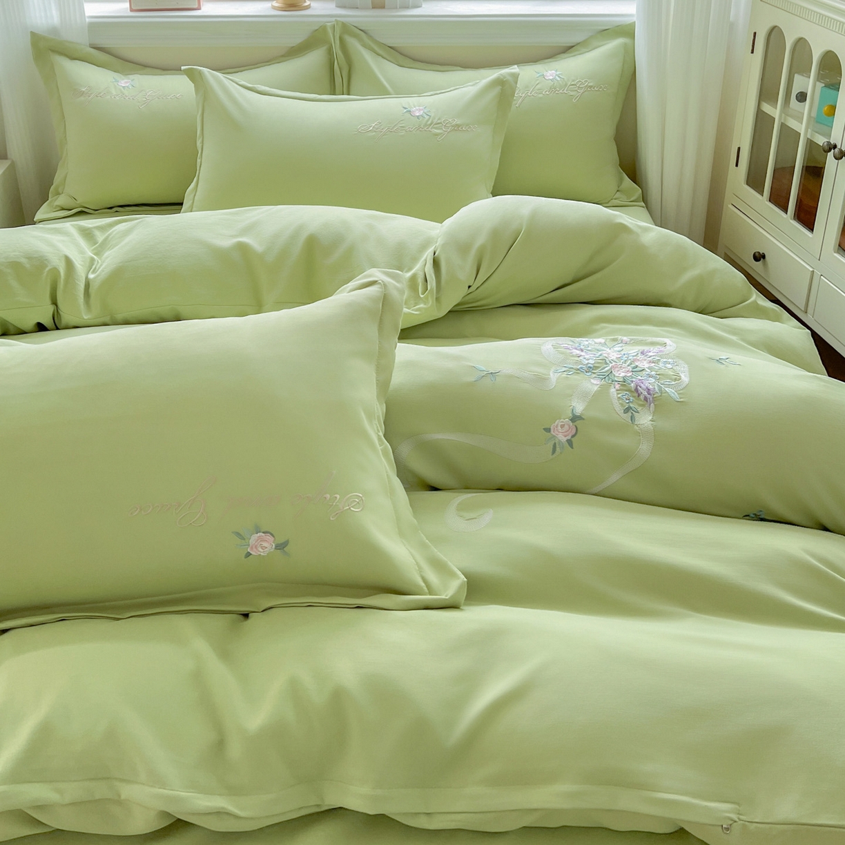 91家纺网 家纺一手货源 找家纺 （总）文黛家居 2025新款高克重水洗棉绣花四件套-铃兰