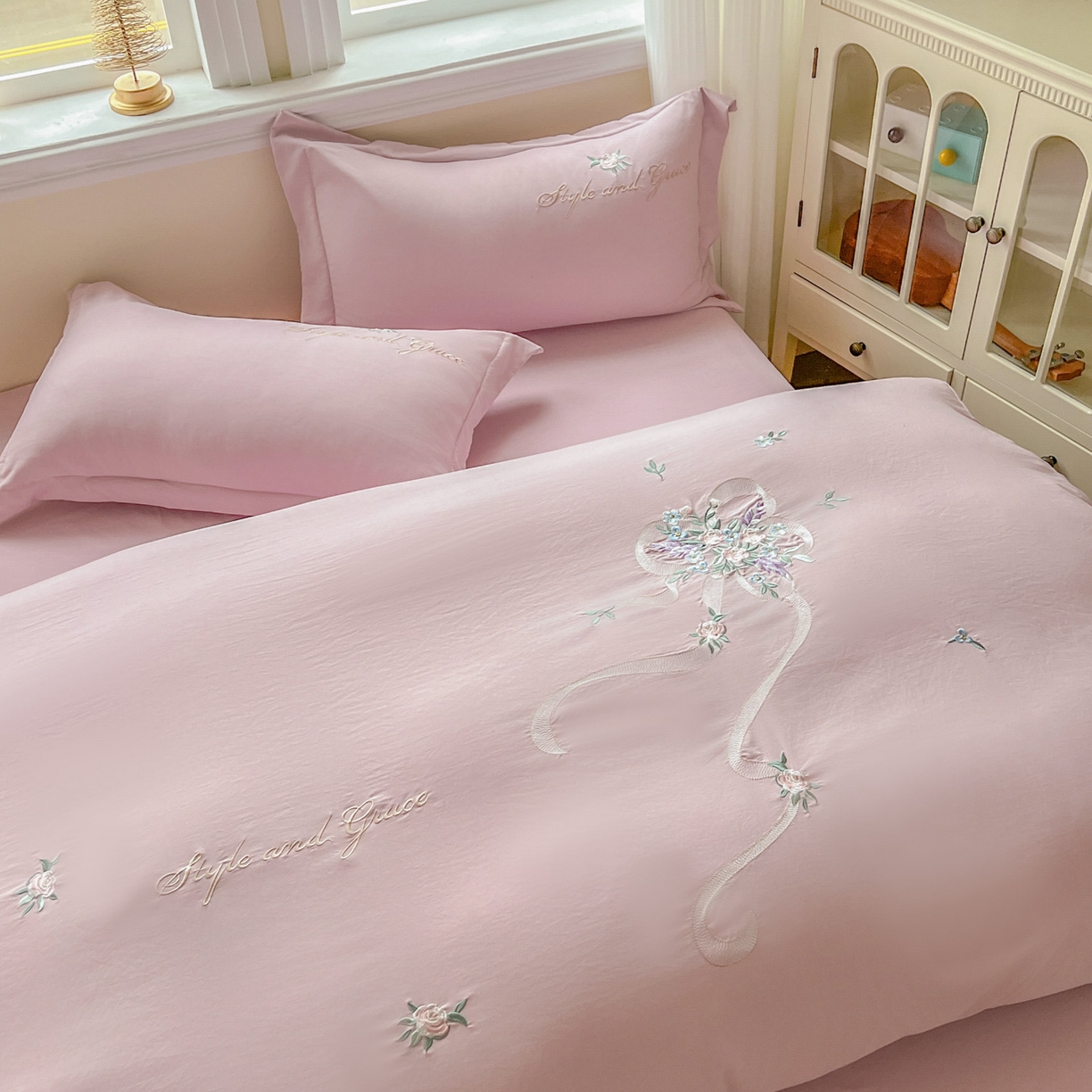 91家纺网 家纺一手货源 找家纺 文黛家居 2025新款高克重水洗棉绣花四件套-铃兰 铃兰-粉