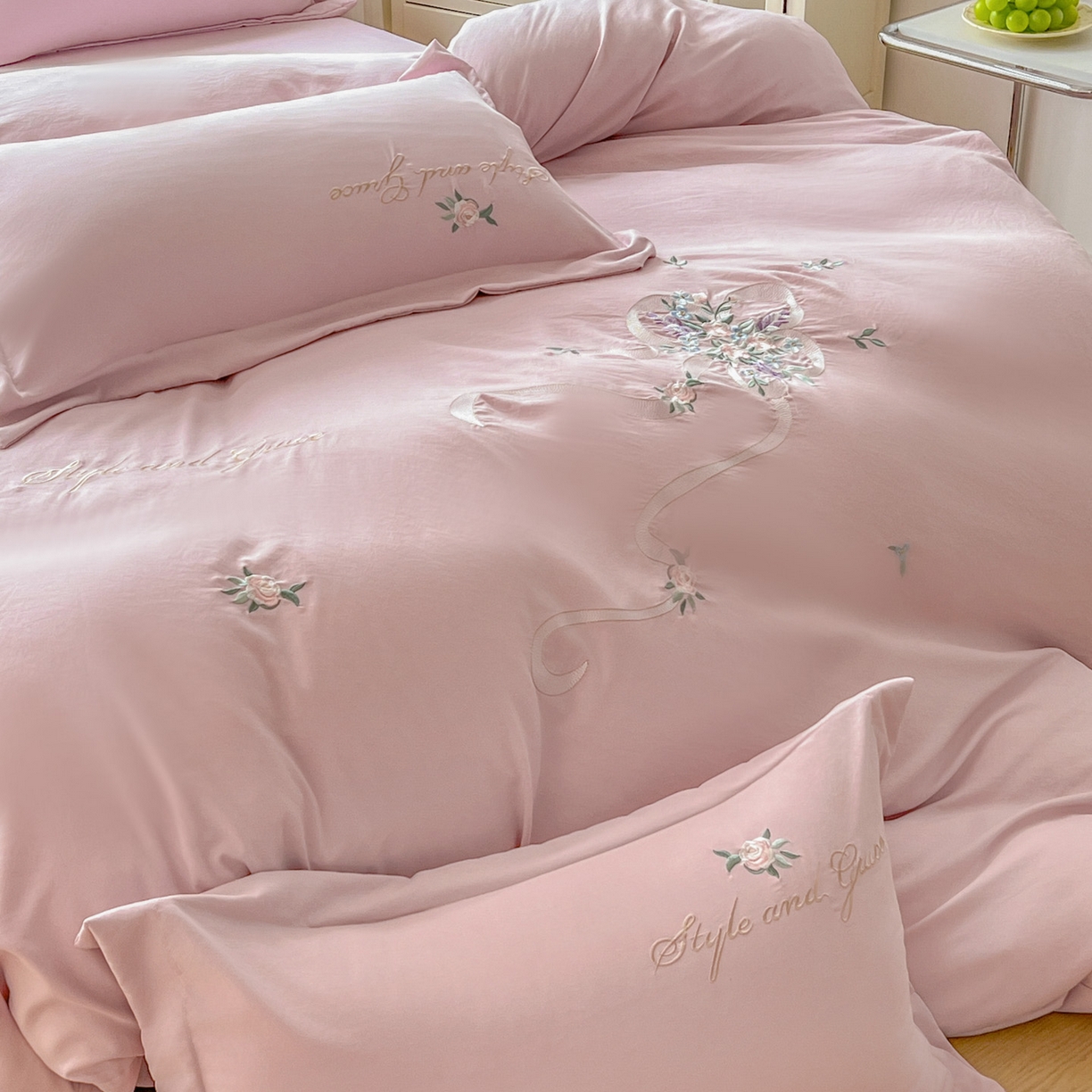 91家纺网 家纺一手货源 找家纺 文黛家居 2025新款高克重水洗棉绣花四件套-铃兰 铃兰-粉