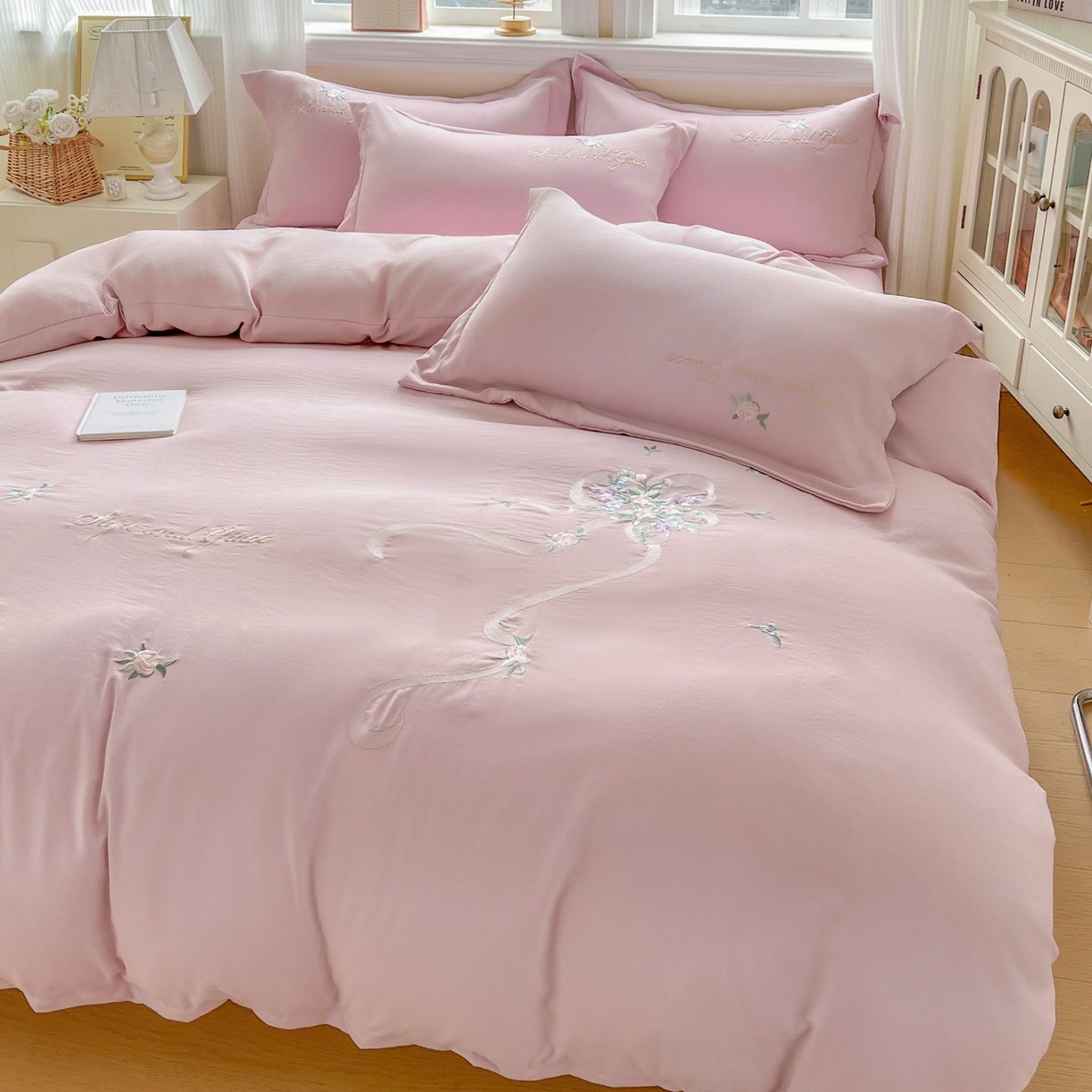 91家纺网 家纺一手货源 找家纺 文黛家居 2025新款高克重水洗棉绣花四件套-铃兰 铃兰-粉