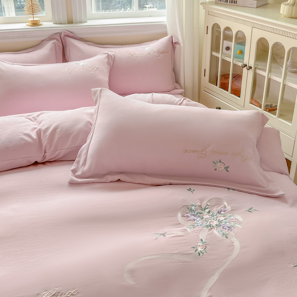 91家纺网 家纺一手货源 找家纺 文黛家居 2025新款高克重水洗棉绣花四件套-铃兰 铃兰-粉