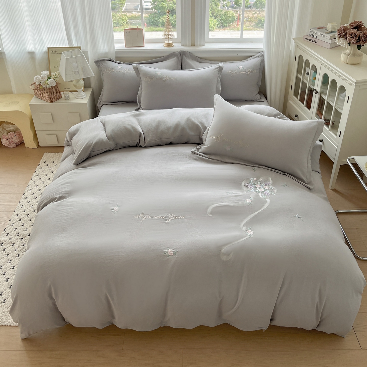 91家纺网 家纺一手货源 找家纺 文黛家居 2025新款高克重水洗棉绣花四件套-铃兰 铃兰-灰