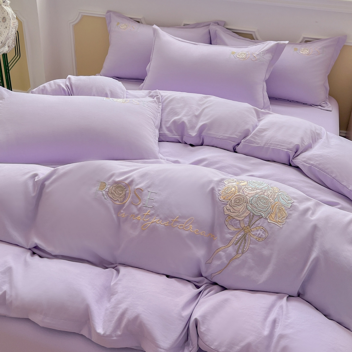 91家纺网 家纺一手货源 找家纺 （总）文黛家居 2025新款高克重水洗棉绣花四件套-玫瑰之恋