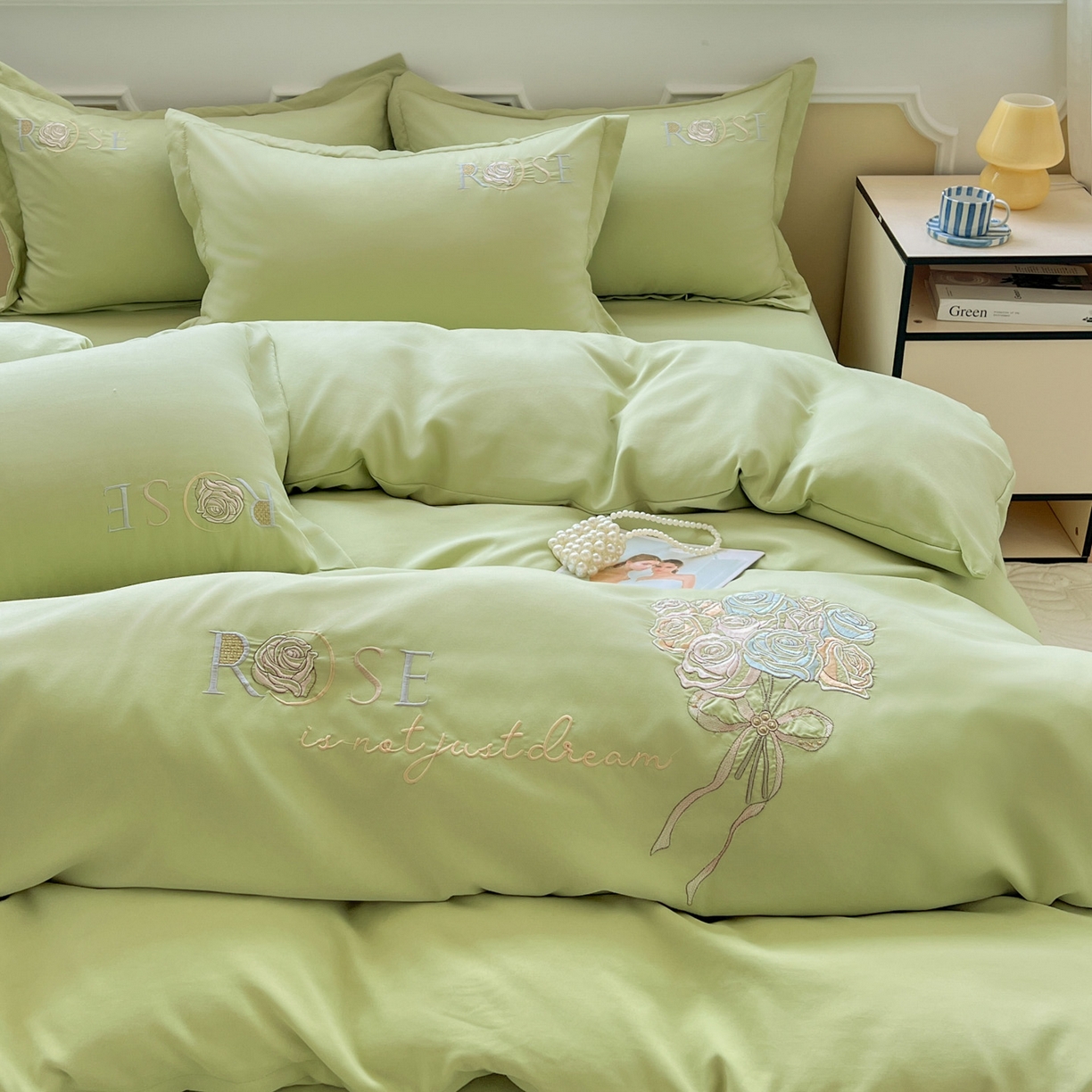 91家纺网 家纺一手货源 找家纺 文黛家居 2025新款高克重水洗棉绣花四件套-玫瑰之恋 玫瑰之恋-果绿