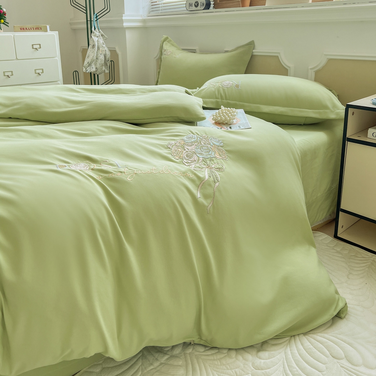 91家纺网 家纺一手货源 找家纺 文黛家居 2025新款高克重水洗棉绣花四件套-玫瑰之恋 玫瑰之恋-果绿