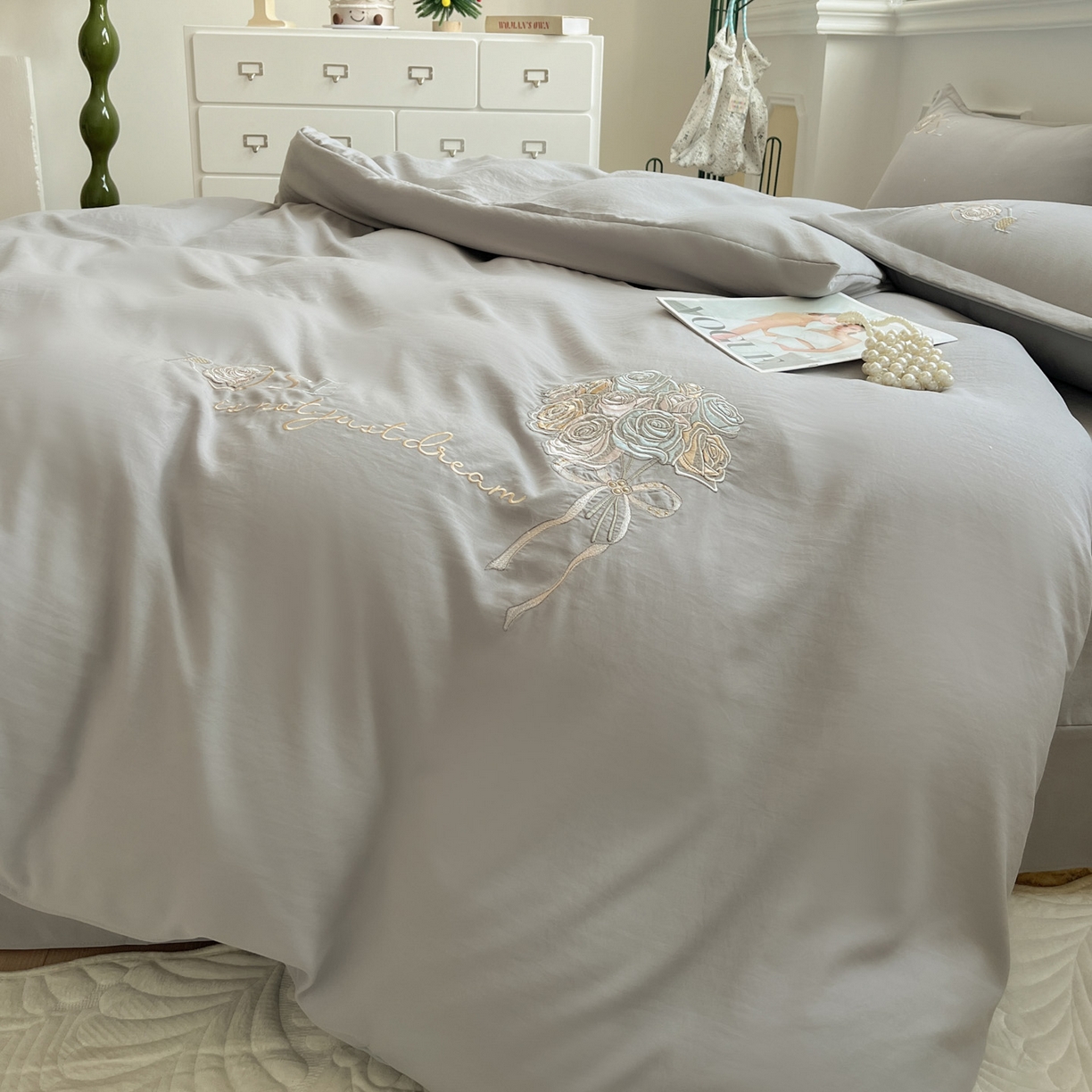 91家纺网 家纺一手货源 找家纺 （总）文黛家居 2025新款高克重水洗棉绣花四件套-玫瑰之恋