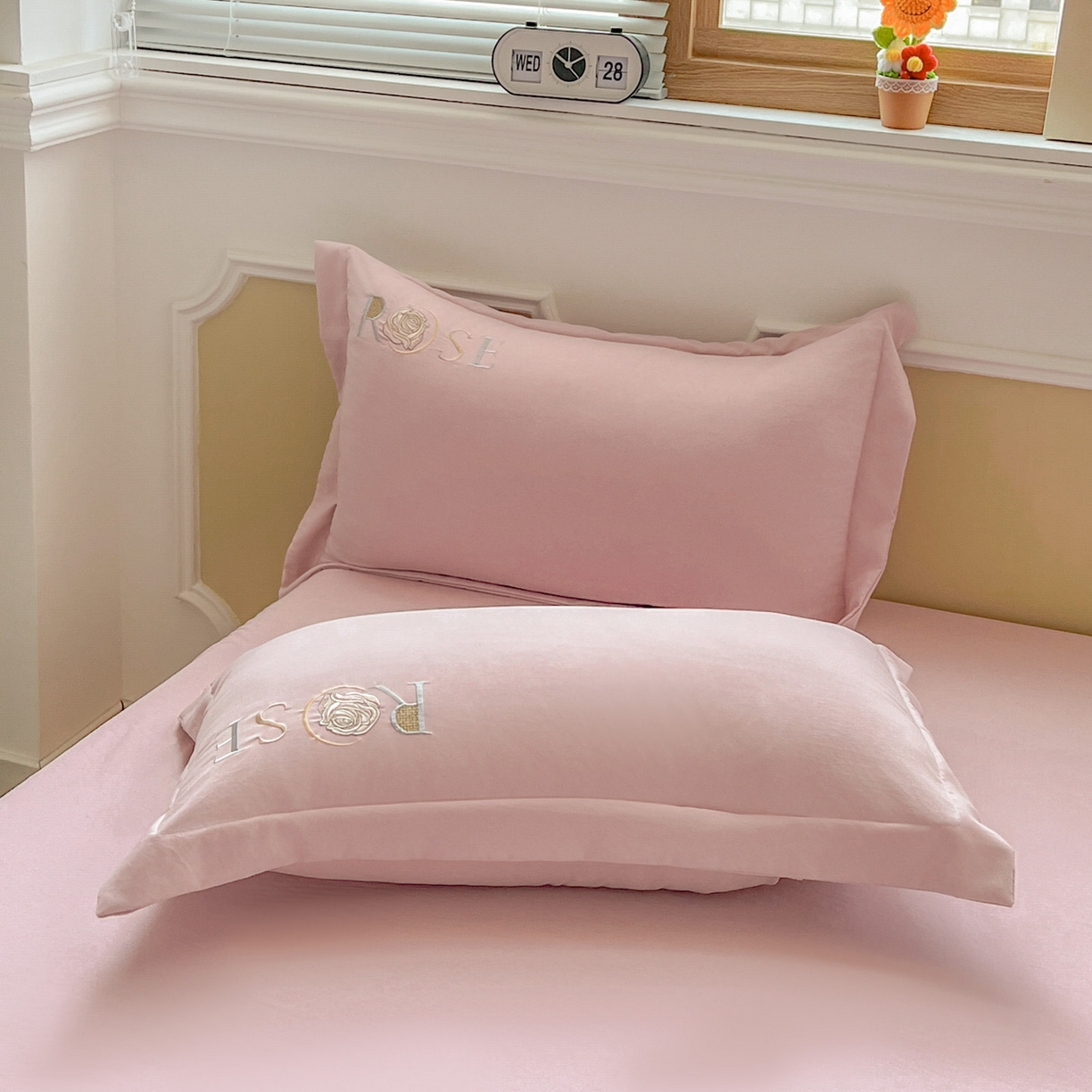 91家纺网 家纺一手货源 找家纺 文黛家居 2025新款高克重水洗棉绣花四件套-玫瑰之恋 玫瑰之恋-粉