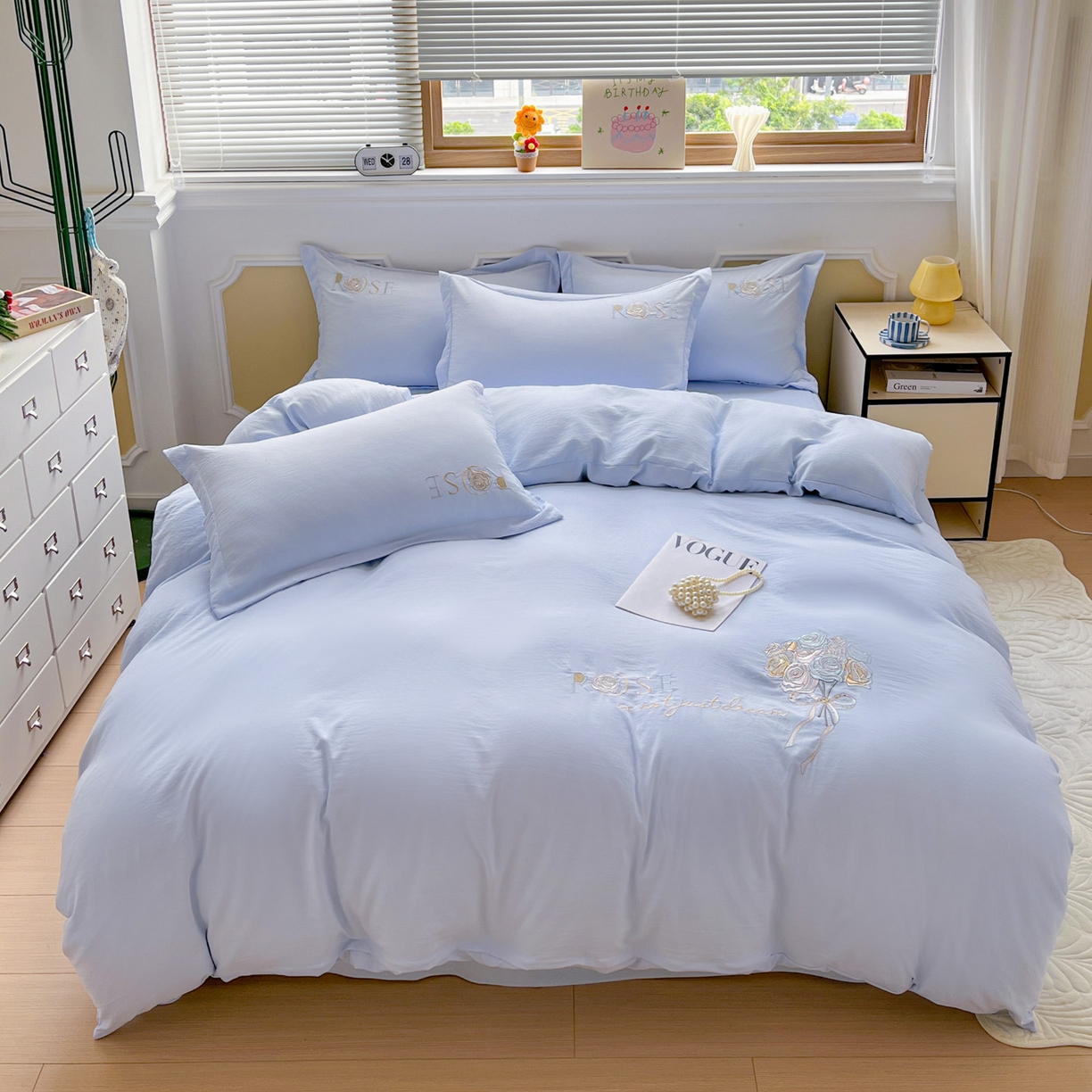 91家纺网 家纺一手货源 找家纺 文黛家居 2025新款高克重水洗棉绣花四件套-玫瑰之恋 玫瑰之恋-浅蓝