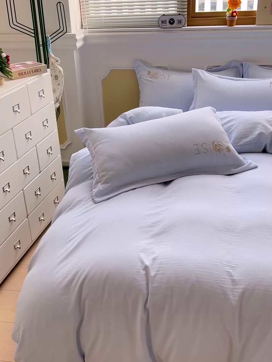 91家纺网 家纺一手货源 找家纺 文黛家居 2025新款高克重水洗棉绣花四件套-玫瑰之恋 玫瑰之恋-浅蓝